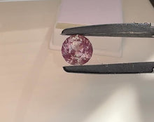 Load and play video in Gallery viewer, Alexandrite 4.25 cts