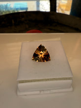 Load image into Gallery viewer, Oregon Sunstone 3.25 CTs
