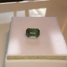 Load image into Gallery viewer, Montana Sapphire 1.60 cts
