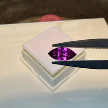 Load image into Gallery viewer, Garnet 1.90 cts
