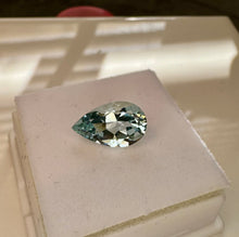 Load image into Gallery viewer, Aquamarine 4.16 cts
