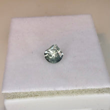 Load image into Gallery viewer, Montana Sapphire .75
