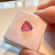Load image into Gallery viewer, Tanga Garnet 3.10 cts (Fantasy cut)
