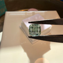 Load image into Gallery viewer, Montana Sapphire 1.80 cts
