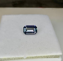 Load image into Gallery viewer, Tanzanite 1.00 ct

