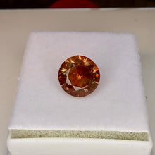 Load image into Gallery viewer, Oregon Sunstone 3.00 cts
