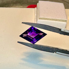 Load image into Gallery viewer, Amethyst 6.95 cts
