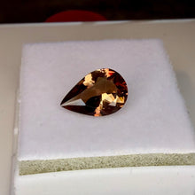 Load image into Gallery viewer, Oregon Sunstone 2.75 cts
