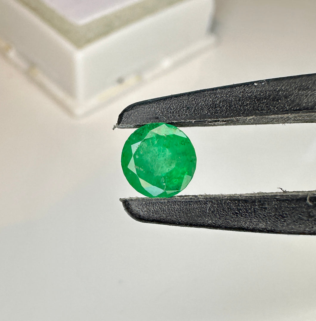 Emerald .95 cts