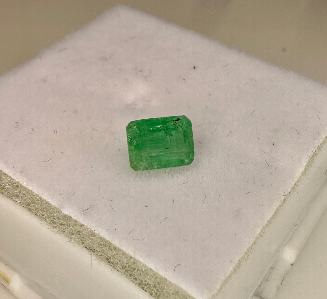 Emerald .80 cts