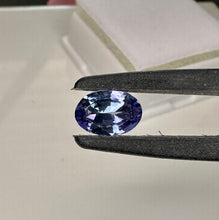 Load image into Gallery viewer, Tanzanite 2.15 cts

