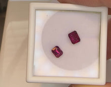 Load and play video in Gallery viewer, Garnets 1.40 cts
