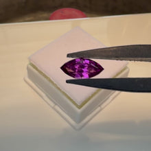 Load and play video in Gallery viewer, Garnet 1.90 cts
