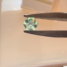 Load and play video in Gallery viewer, Montana Sapphire 1.85 cts
