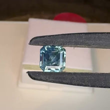 Load and play video in Gallery viewer, Montana Sapphire 1.25 cts
