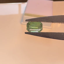 Load and play video in Gallery viewer, Montana Sapphire 1.60 cts
