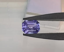 Load and play video in Gallery viewer, Tanzanite 2.75 cts
