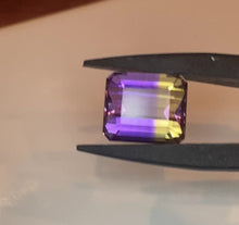 Load and play video in Gallery viewer, Ametrine 6.50 cts
