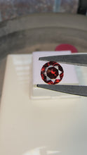 Load and play video in Gallery viewer, Garnet 1.85ct - Malawi.
