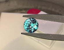 Load and play video in Gallery viewer, Alexandrite 3.60 cts
