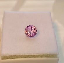 Load image into Gallery viewer, Sapphire 1.75 cts (GIA Report)
