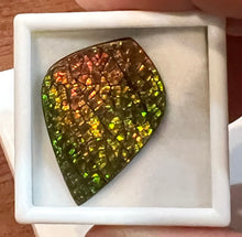 Load image into Gallery viewer, Ammolite 18.30 cts
