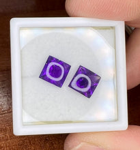 Load image into Gallery viewer, Amethyst 4.60 cts (pair)
