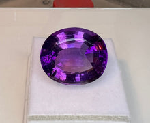 Load image into Gallery viewer, Amethyst 30.40 cts
