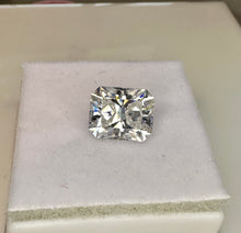 Load image into Gallery viewer, Moissanite 3.30
