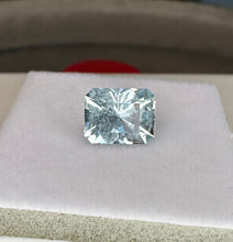 Load image into Gallery viewer, Aquamarine 2.45 ct
