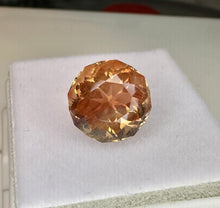 Load image into Gallery viewer, Oregon Sunstone 6.40 cts
