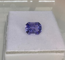 Load image into Gallery viewer, Tanzanite 2.75 cts
