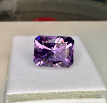 Load image into Gallery viewer, Amethyst 8.30 cts
