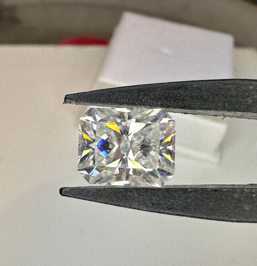 Moissanite 3.70 cts