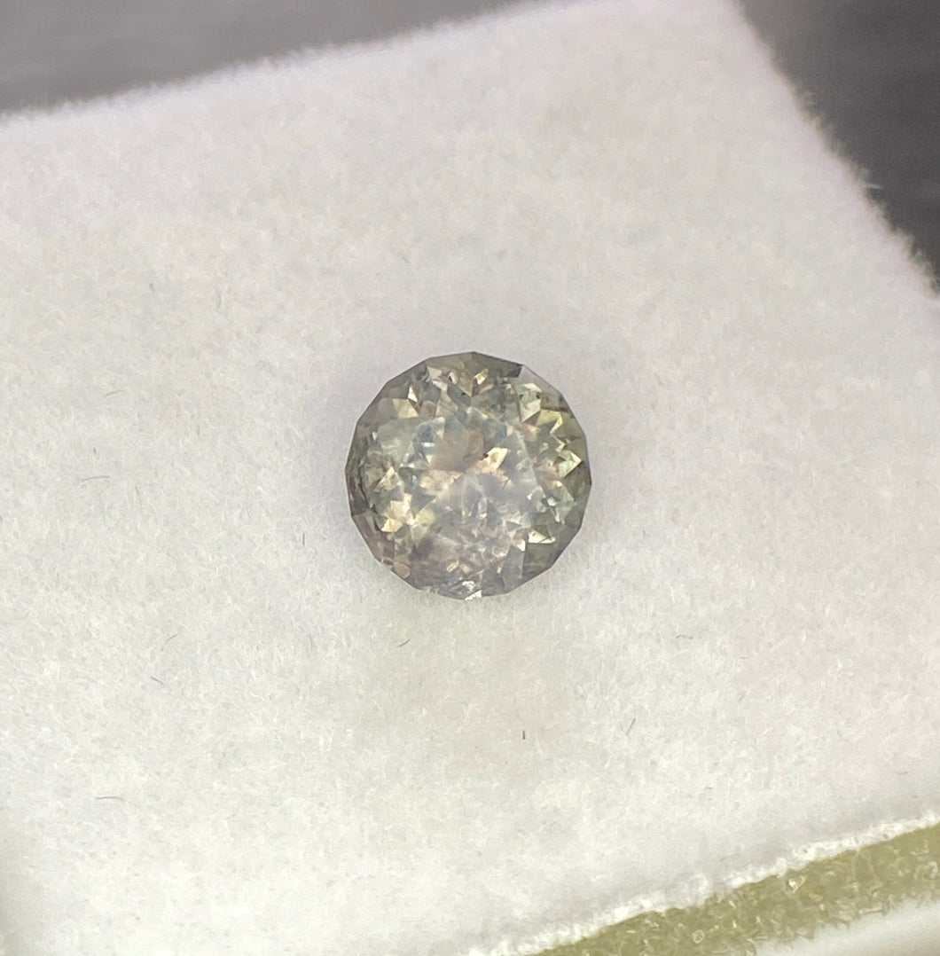 Sapphire 1.35 cts. Color Change (Montana)