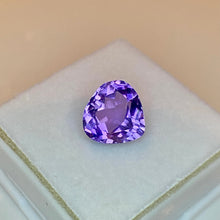 Load image into Gallery viewer, Amethyst 3.85 cts
