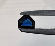 Load image into Gallery viewer, Sapphire 2.50 cts (Nigerian)
