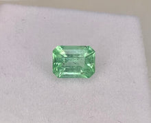Load image into Gallery viewer, Emerald (Columbian) 1.25 cts
