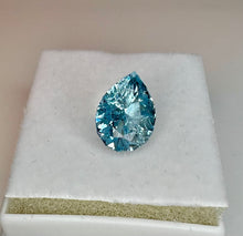 Load image into Gallery viewer, Aquamarine 3.90 cts
