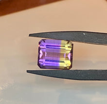Load image into Gallery viewer, Ametrine 6.50 cts
